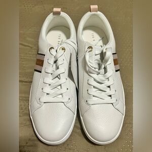 NEW women’s Ted Baker, London, sneakers, pink and white-size 10